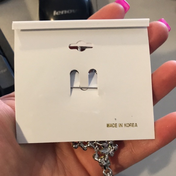 $5 SALE Silver Rhinestone Brooch - Picture 4 of 4